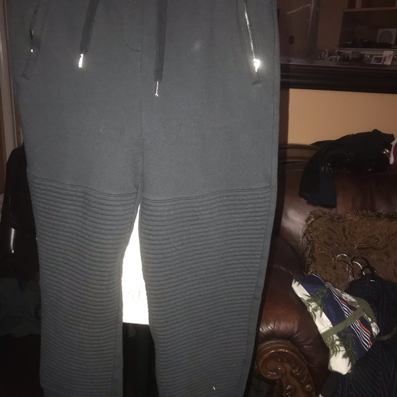 Avec Les Filles outfit - Picture 4 of 8